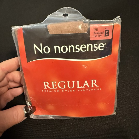 no nonsense Accessories - Retro‎ Sissy No Nonsense Reg Pantyhose Nylons- Tan, Reinforced Toe - Size B 009